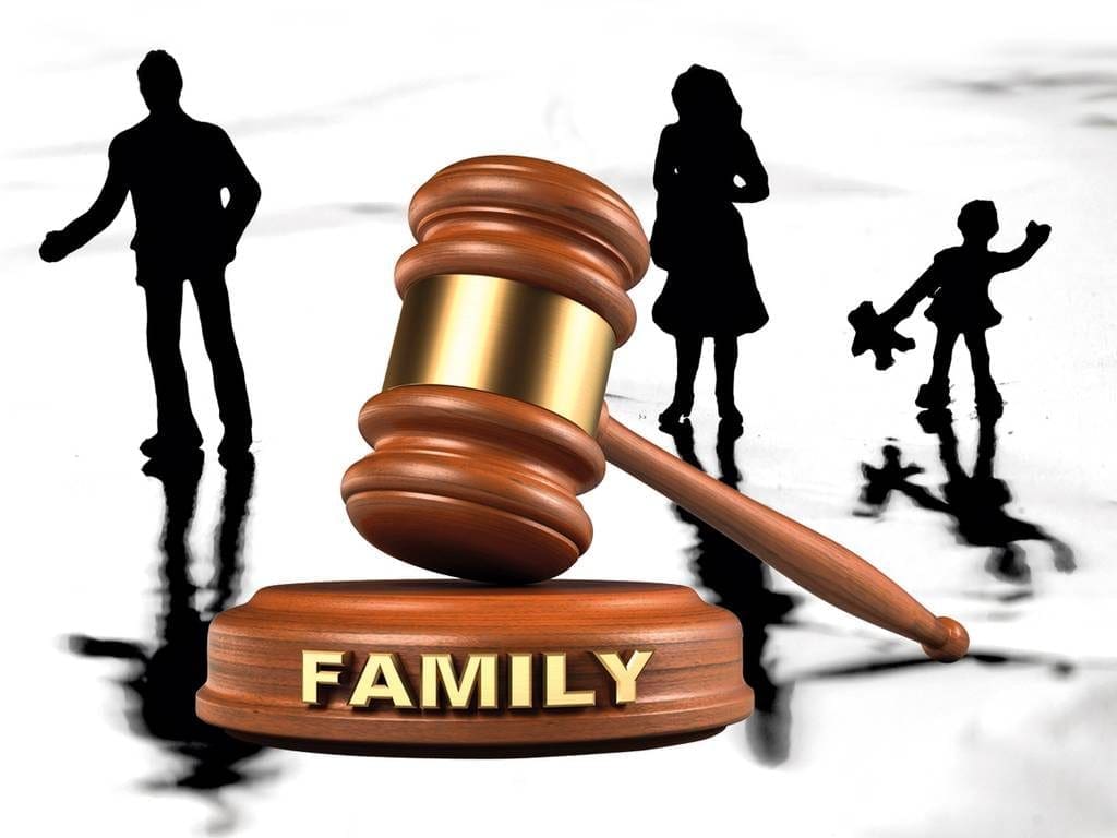 Four Reasons to Get a Family Lawyer